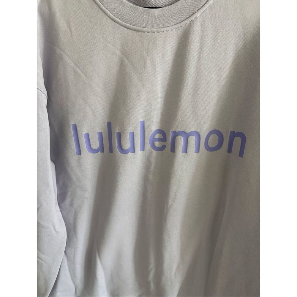 Lululemon Womens Light Gray Perfectly Oversized Crew Graphic Sweatshirt Size XL - Picture 10 of 10